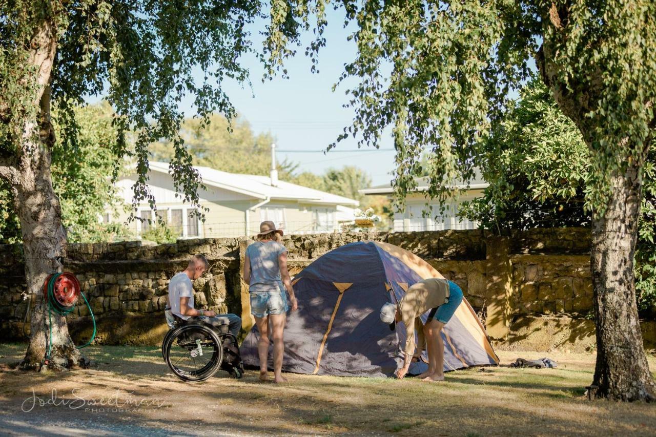 Taupo Top 10 Holiday Park Exterior photo